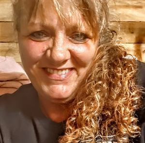 Meet your Posher, Vicky